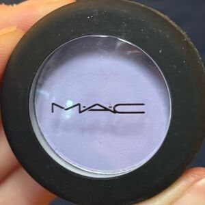 MAC “Such a tule” Powder Kiss Eyeshadow NWOB